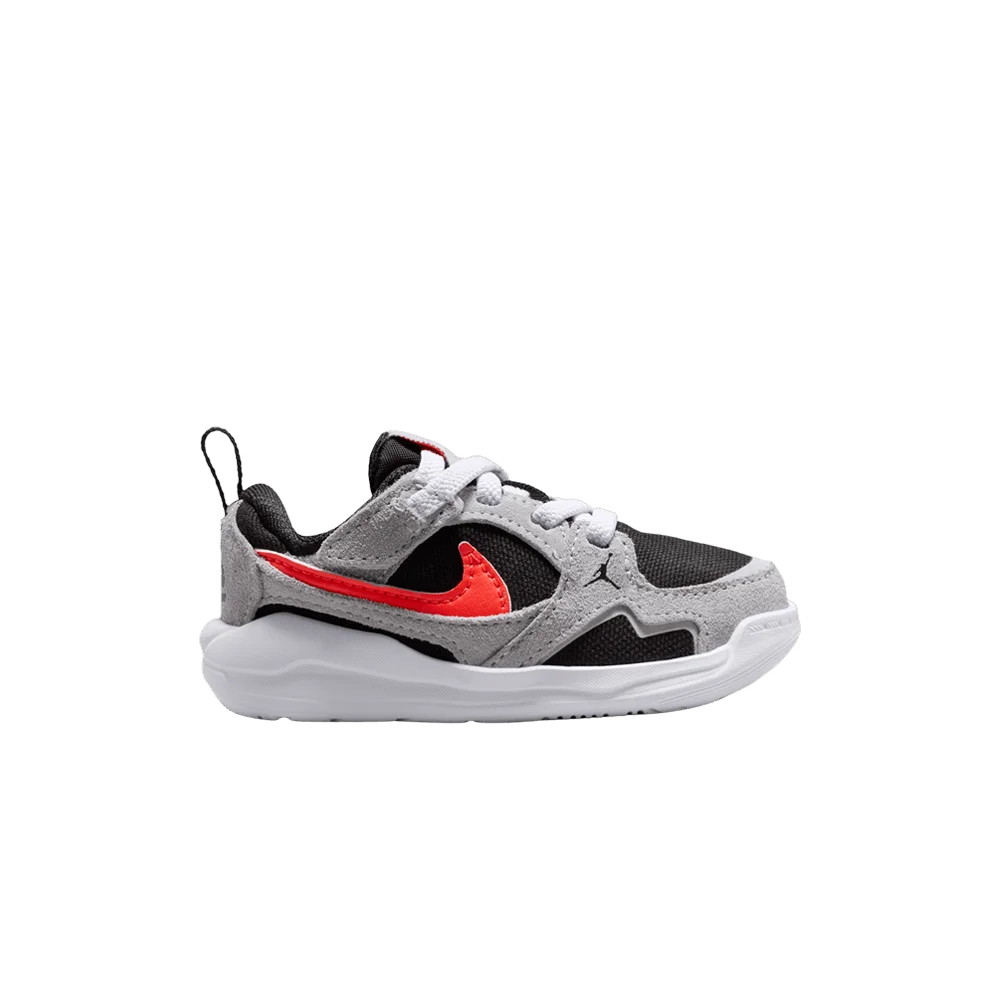 Krossovki-Air-Jordan-CMFT-ERA-TD-Black-Infrared-23-Wolf-Grey