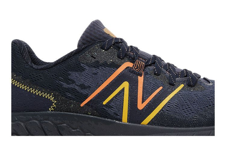 Кроссовки New Balance Fresh Foam X Hierro v7 'Thunder Vibrant Orange'