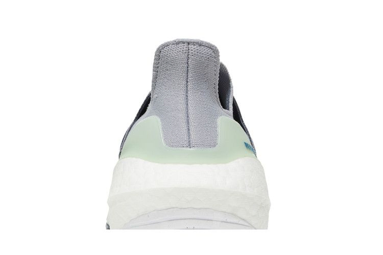 ultraboost-22-halo-silver-shadow-navy-gx9158_06