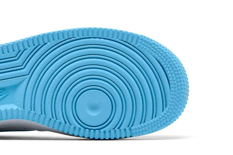 Krossovki-Nike-Air-Force-1-GS-White-Aquarius-Blue-4