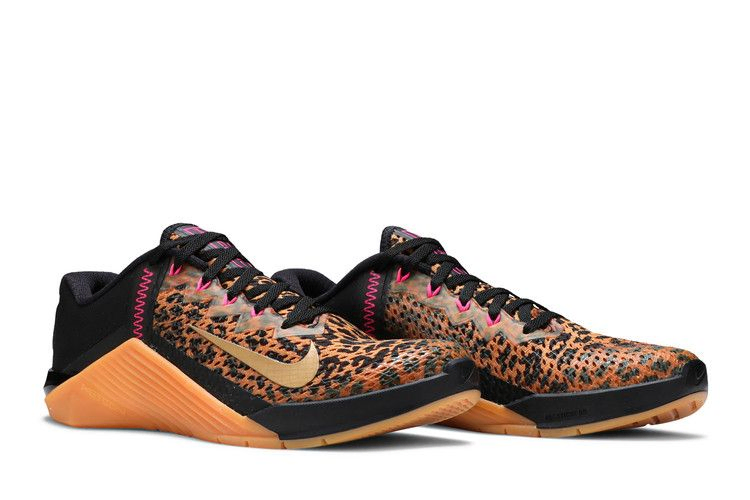 wmns-metcon-6-cheetah-print-at3160-096_07