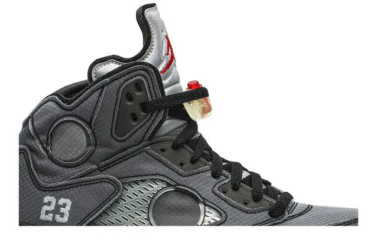 Krossovki-Off-White-x-Air-Jordan-5-Retro-SP-Muslin-1