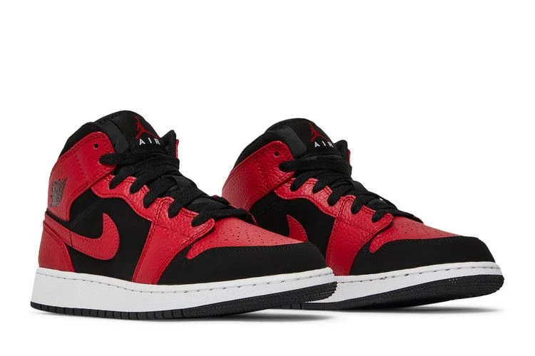 Krossovki-Air-Jordan-1-Mid-GS-Black-Gym-Red-7