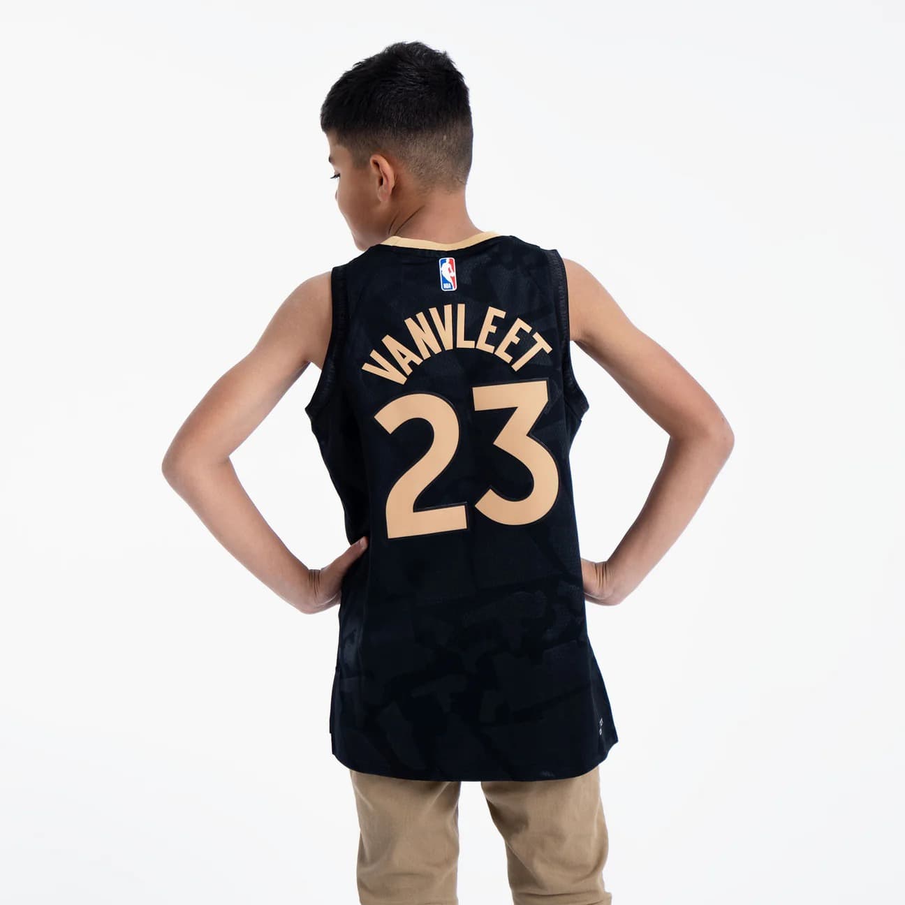 Баскетбольная джерси 2022-23 Toronto Raptors Fred VanVleet #23 Youth Swingman City Edition Black Jersey