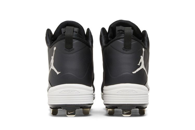 air-jordan-superfly-3-mid-cleat-684941-010_05