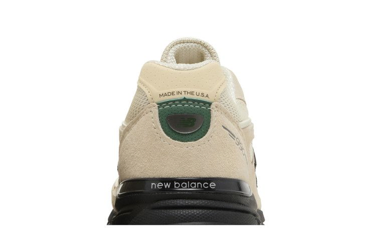 Кроссовки Teddy Santis x New Balance 990v4 Made in USA 'Macadamia Nut Black'