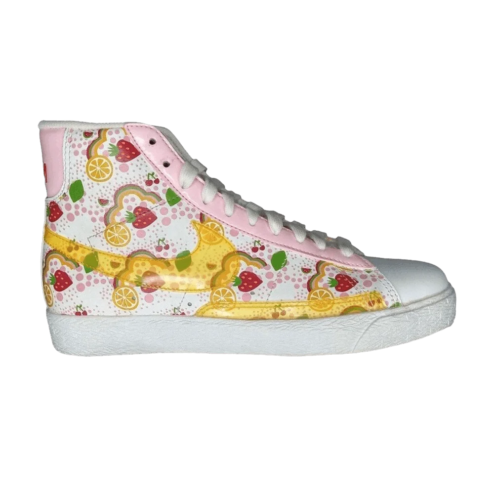 Krossovki-Nike-Blazer-Mid-Premium-GS-Strawberry-Shortcake