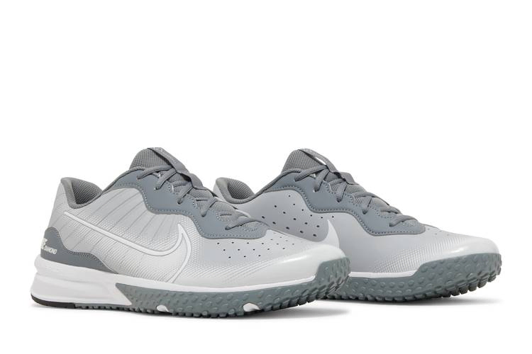 alpha-huarache-varsity-4-tf-wolf-grey-dj6518-012_07