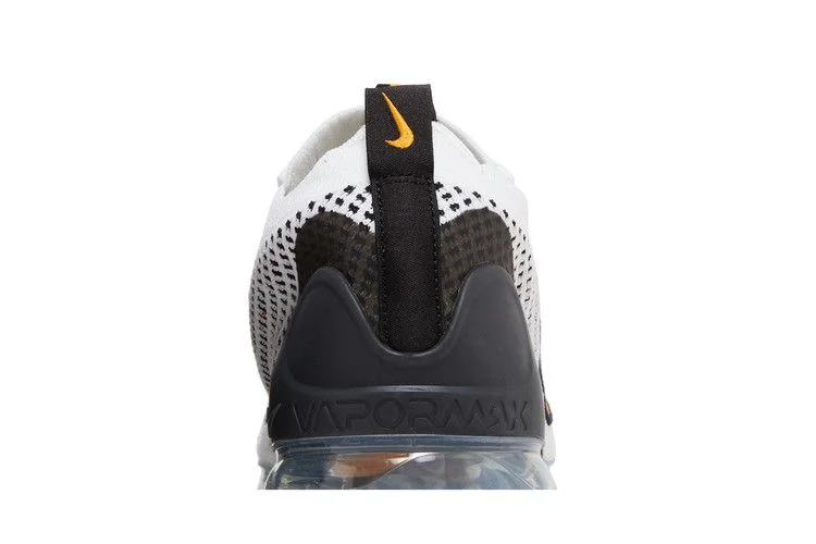 Krossovki-Nike-Air-VaporMax-2021-Flyknit-GS-White-Kumquat-5