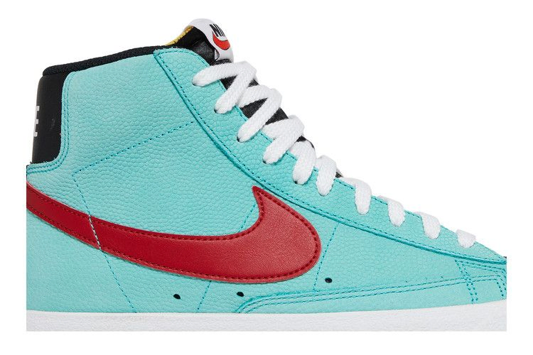 Кроссовки NBA x Nike Blazer Mid '77 EMB 'WNBA'