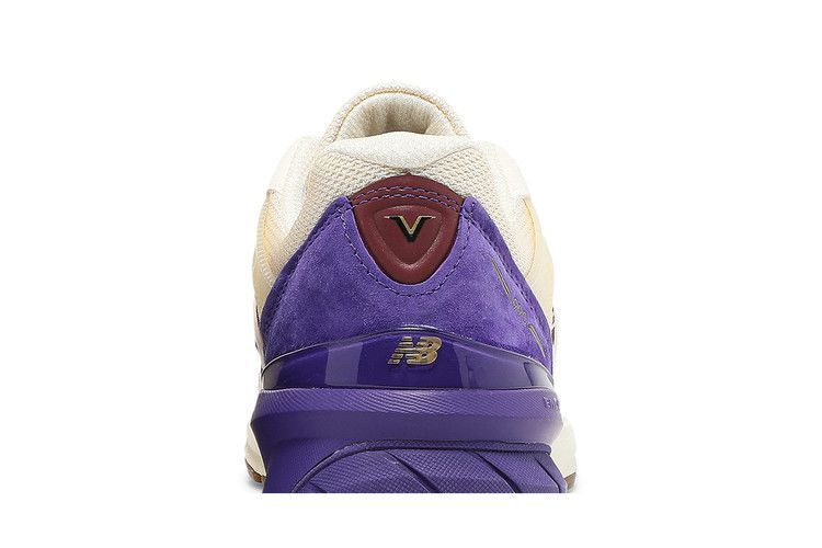 990v5-made-in-usa-black-history-month-m990cp5_06