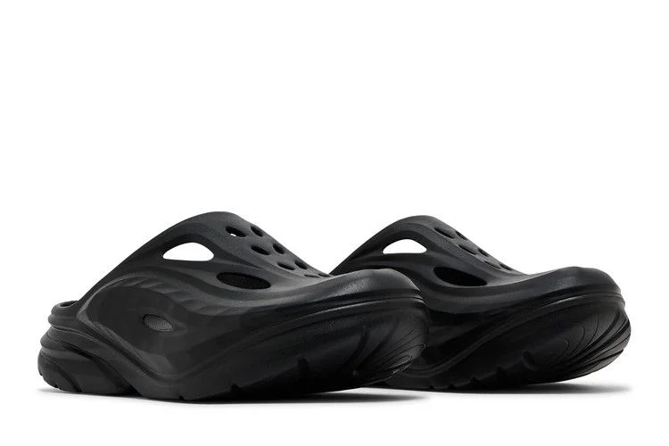 Sabo-HOKA-Ora-Recovery-Mule-Triple-Black-7