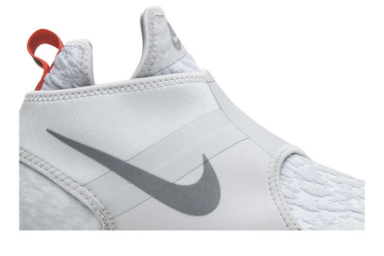 vapormax-chukka-slip-pure-platinum-ao9326-001_01