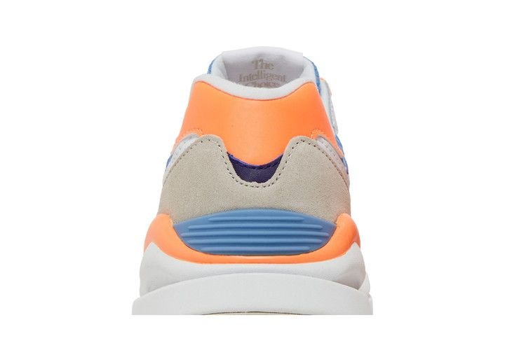 wmns-57-40-white-orange-stellar-blue-w5740sd_06
