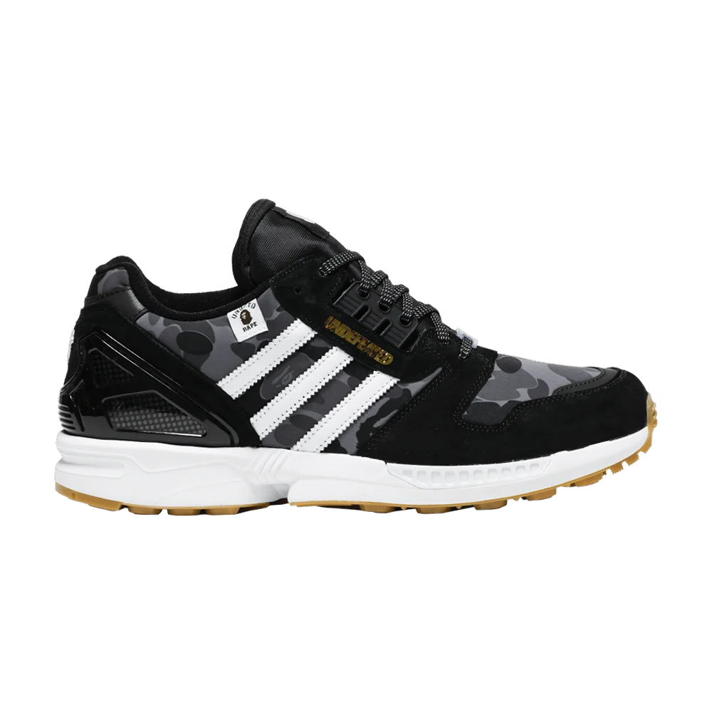 Krossovki-BAPE-x-Undefeated-x-adidas-ZX-8000-A-ZX-Series-Black-Camo