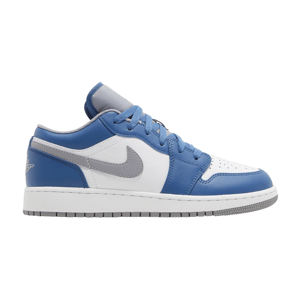 Krossovki-Air-Jordan-1-Low-GS-True-Blue-Cement