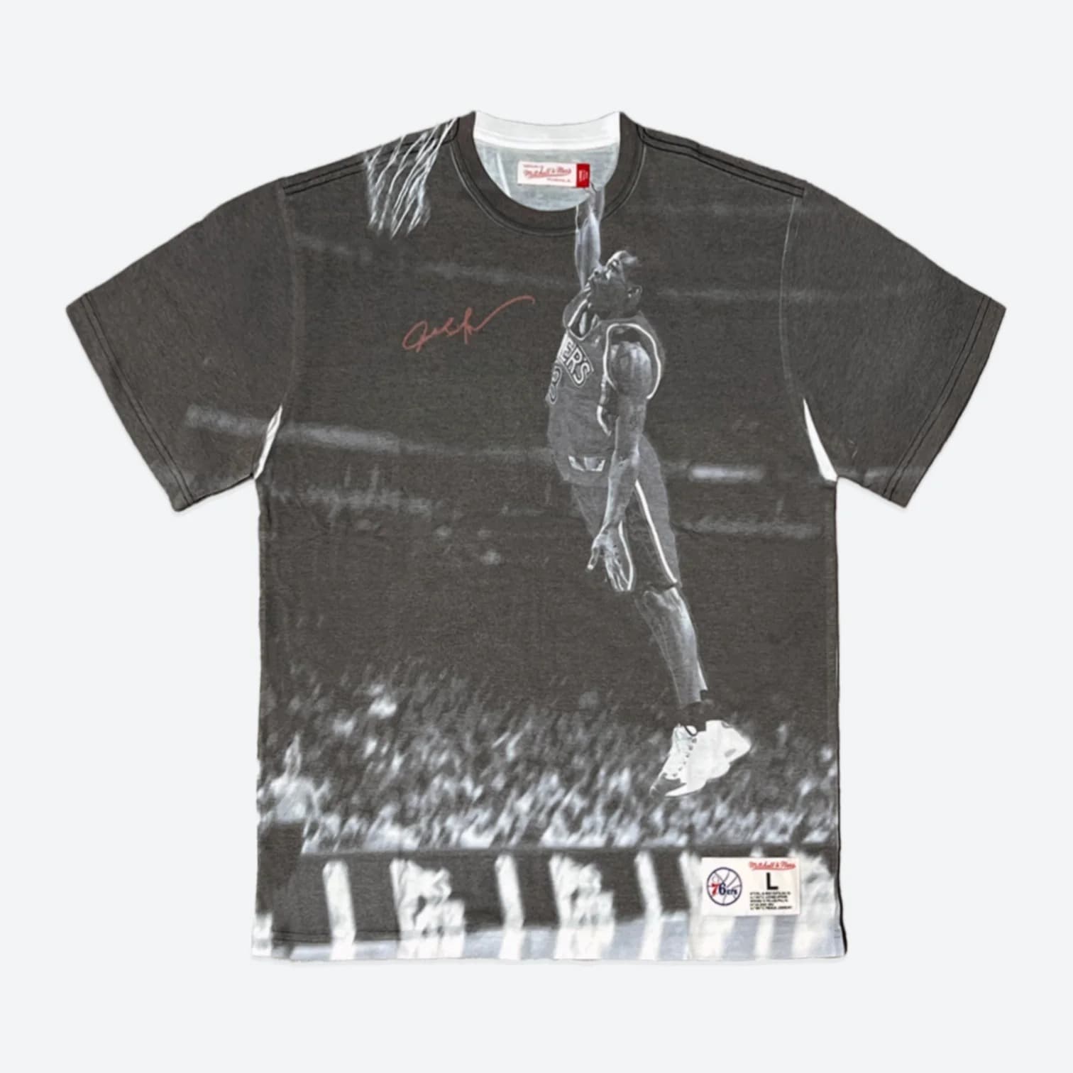 Футболка Mitchell & Ness Allen Iverson Philadelphia 76ers Above The Rim NBA T-Shirt