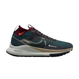 wmns-react-pegasus-trail-4-gore-tex-deep-jungle-night-maroon-dj7929-302-300x300
