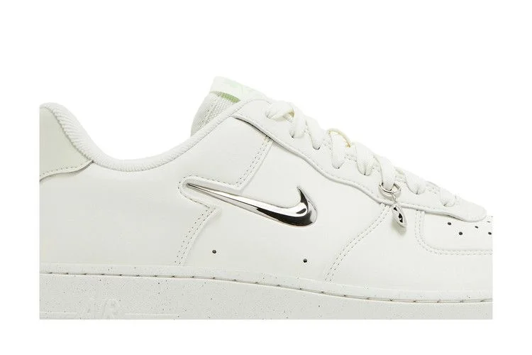 Кроссовки Nike Wmns Air Force 1 '07 SE Next Nature 'Sail Vapor Green'