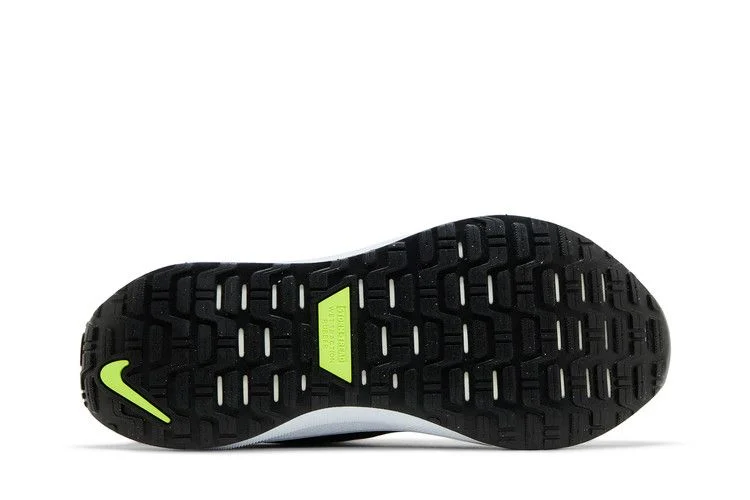 Krossovki-Nike-ReactX-Infinity-Run-4-GORE-TEX-Black-White-3