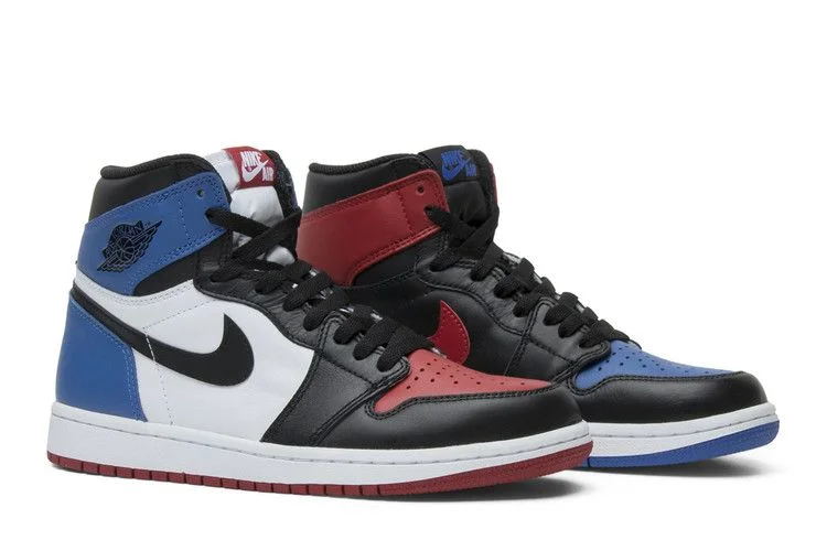 Krossovki-Air-Jordan-1-Retro-High-OG-Top-3-7
