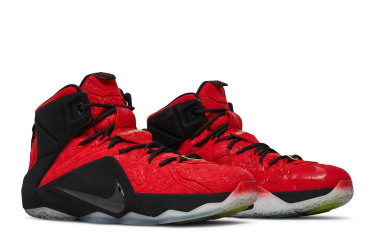 lebron-12-ext-red-paisley-748861-600_07