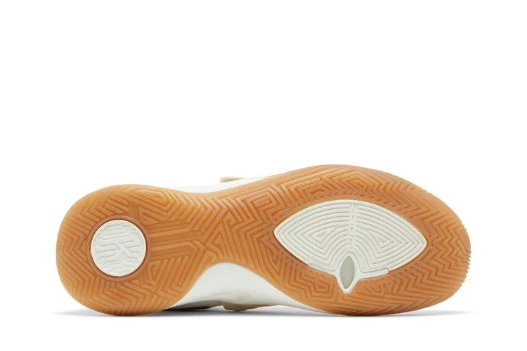 Кроссовки Nike Kyrie Flytrap 3 'White Metallic Gold Gum'