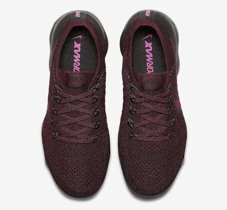 wmns-air-vapormax-berry-purple-849557-605_01