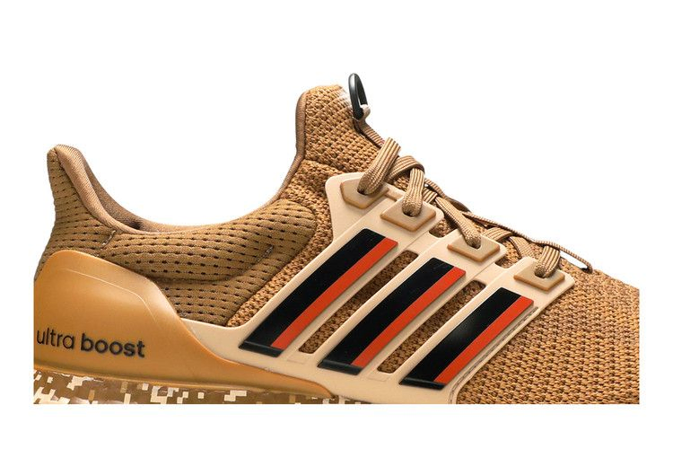 Кроссовки Adidas UltraBoost DNA 'Digital Camo - Raw Desert'