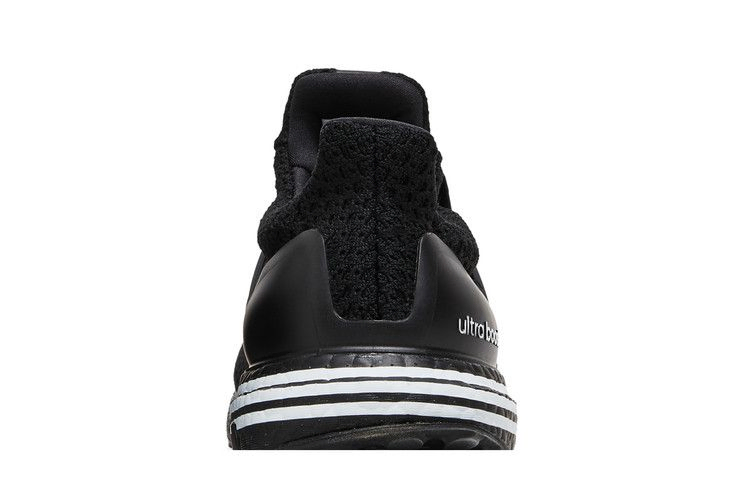 Кроссовки adidas UltraBoost 5.0 'Black White'