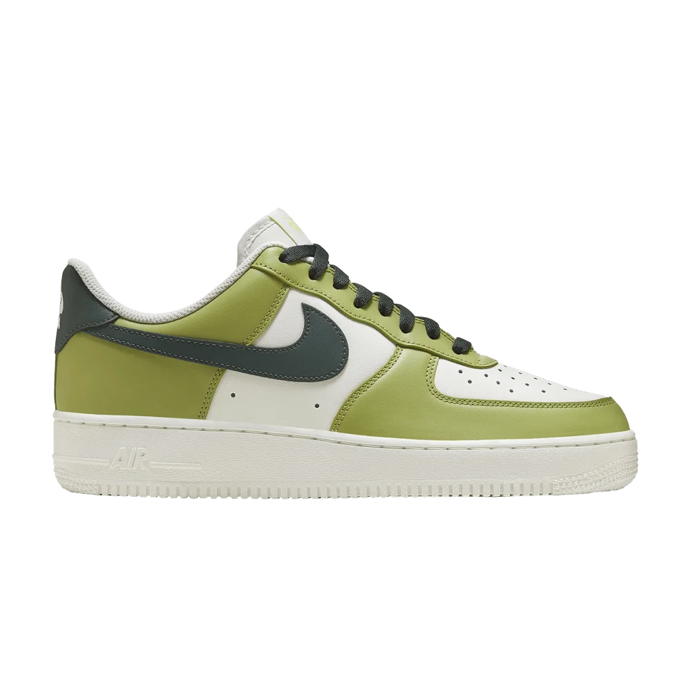 Krossovki-Nike-Air-Force-1-07-Green-Apple