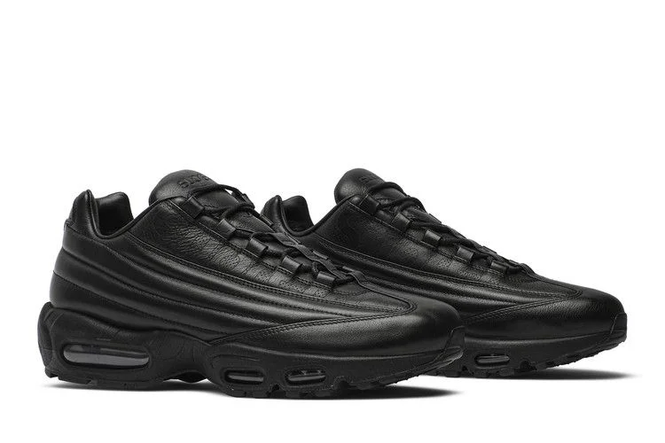 Krossovki-Supreme-x-Nike-Air-Max-95-Lux-Black-7