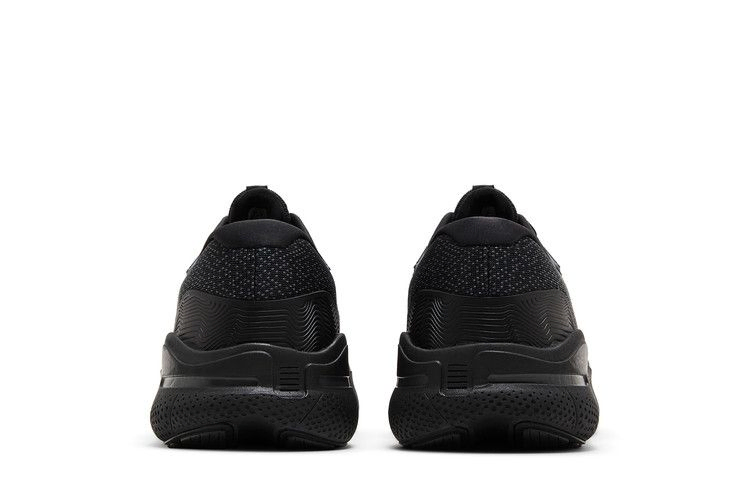 Кроссовки Brooks Ghost Max 'Black Ebony'