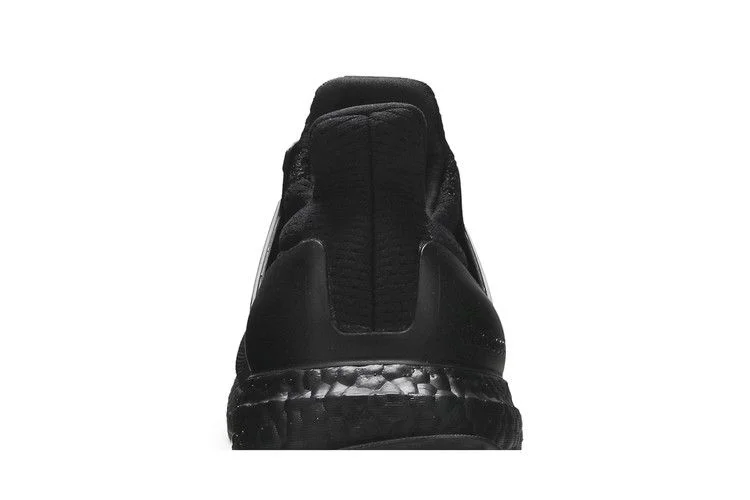 Кроссовки adidas Men's UltraBoost 1.0 Limited 'Triple Black'