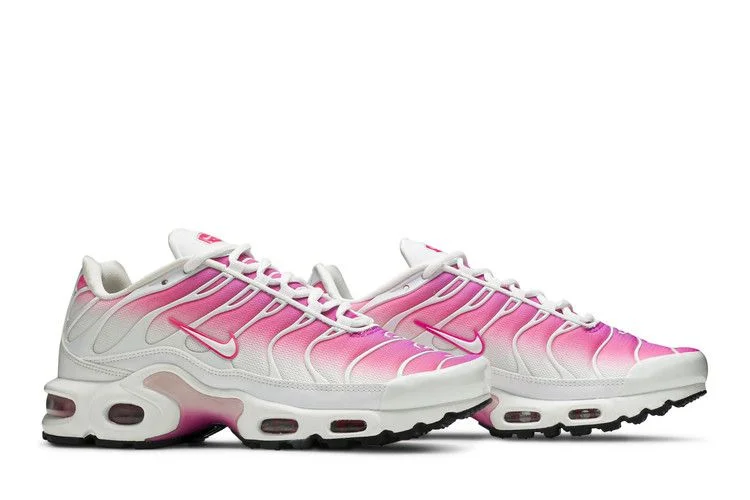 Krossovki-Nike-Wmns-Air-Max-Plus-Pink-Fade-7