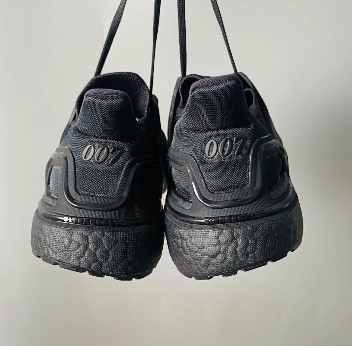 James-Bond-x-adidas-UltraBoost-20-No-Time-To-Die-Core-Black-3