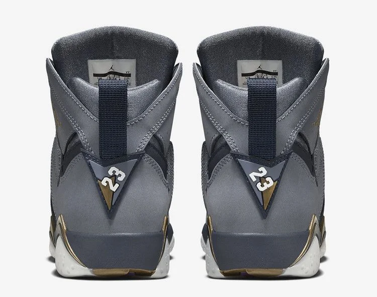 Кроссовки Air Jordan 7 GG 'Blue Dusk'
