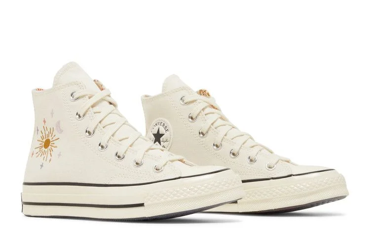 Krossovki-Converse-Wmns-Chuck-70-High-Mystic-World-Future-is-Bright-7