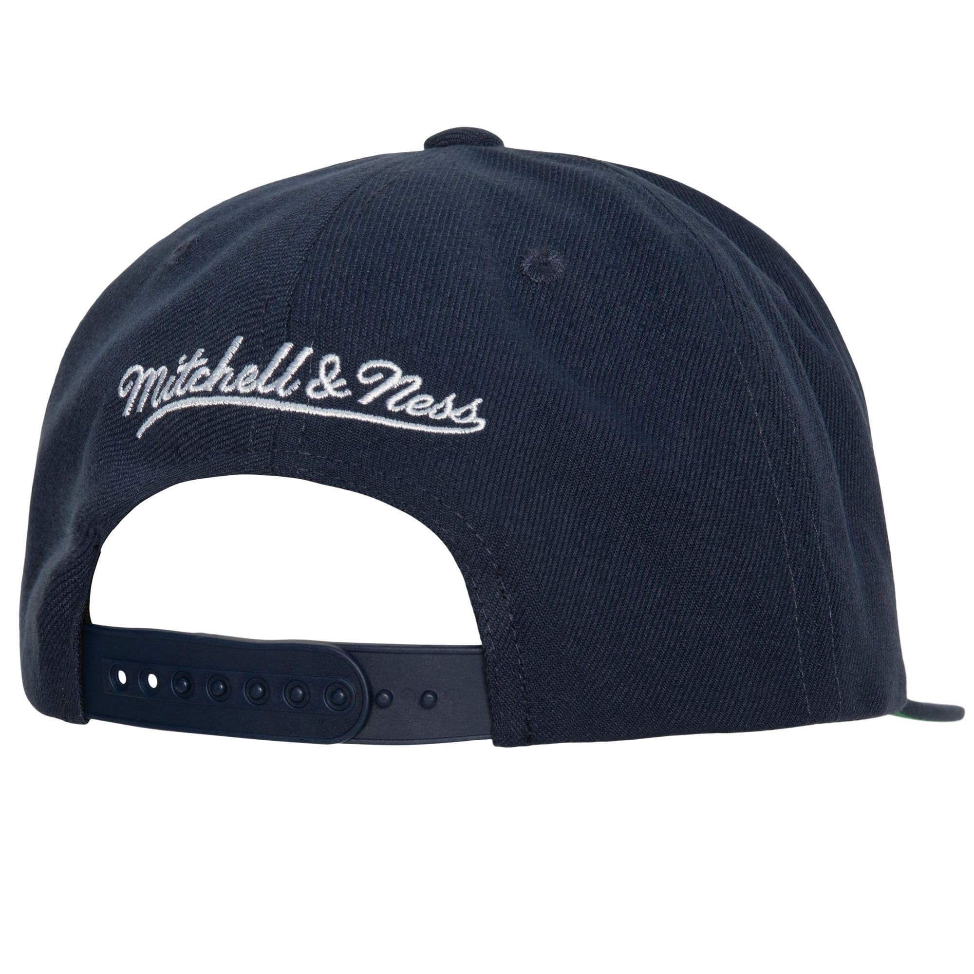 Бейсболка Mitchell & Ness Champ Stack Snapback HWC Golden State Warriors Hat