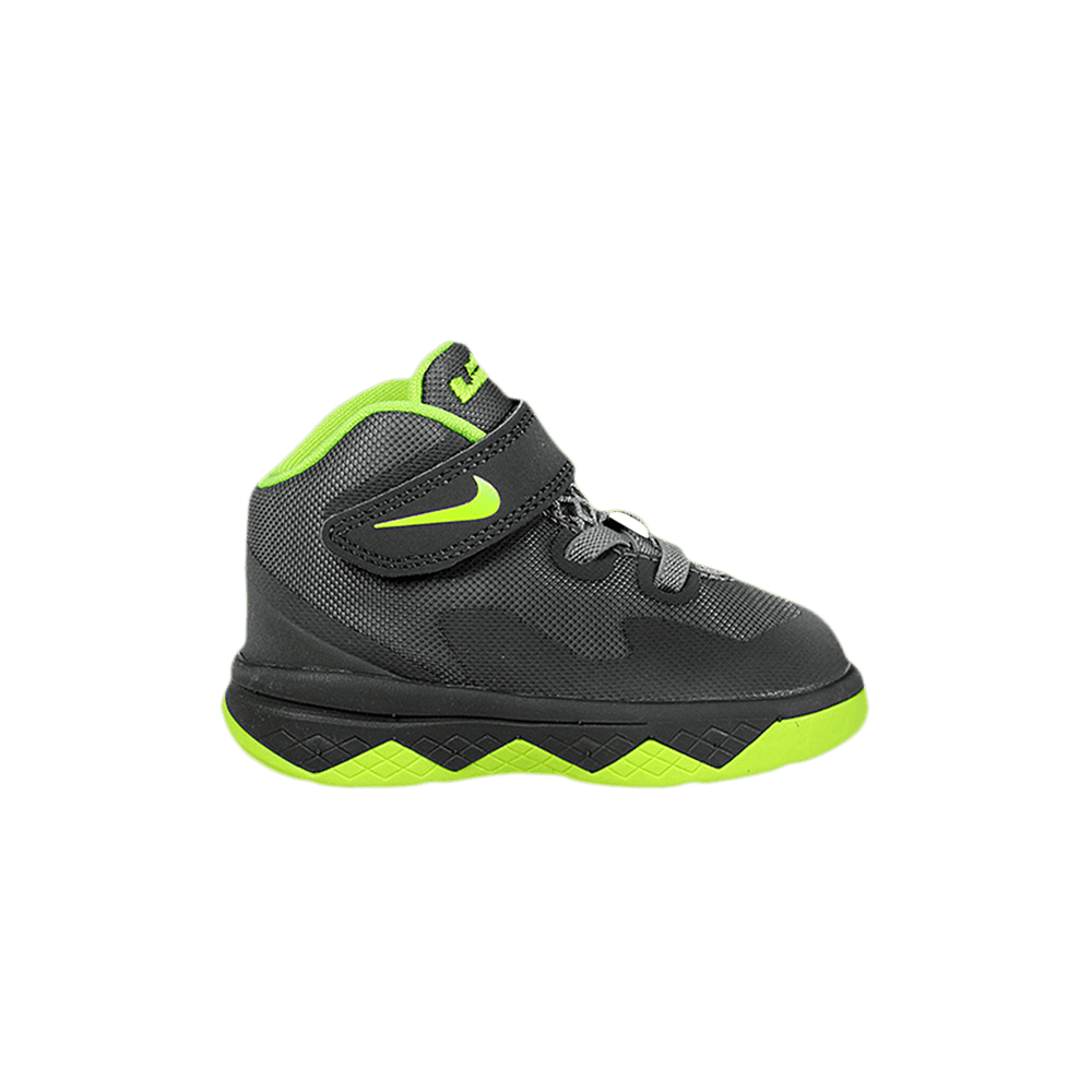 lebron-soldier-8-td-magnet-grey-volt-653647-002