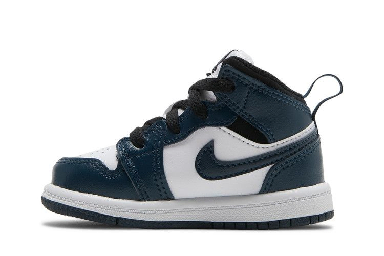 air-jordan-1-mid-td-armory-navy-640735-411_02