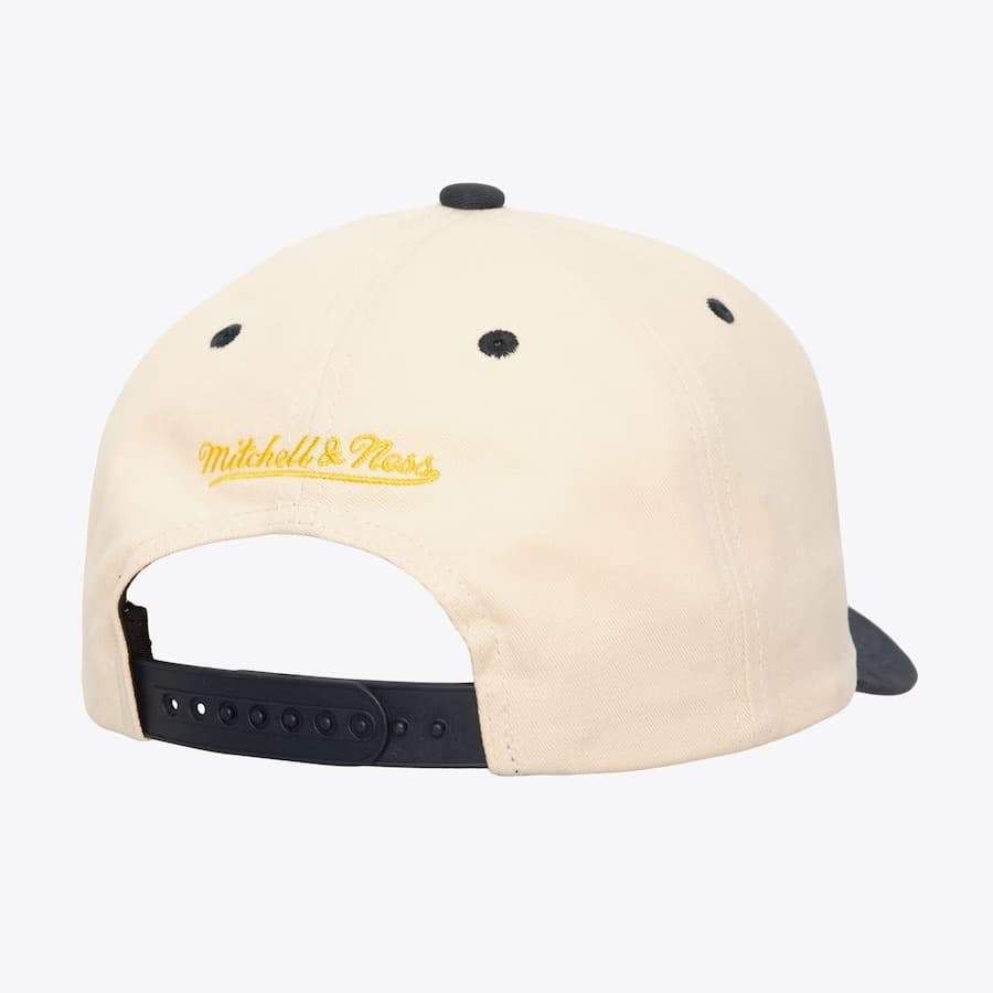 Бейсболка Mitchell & Ness Cream Milwaukee Brewers Horizon Pro Crown Snapback Hat