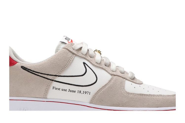 Кроссовки Nike Air Force 1 '07 LV8 'First Use'