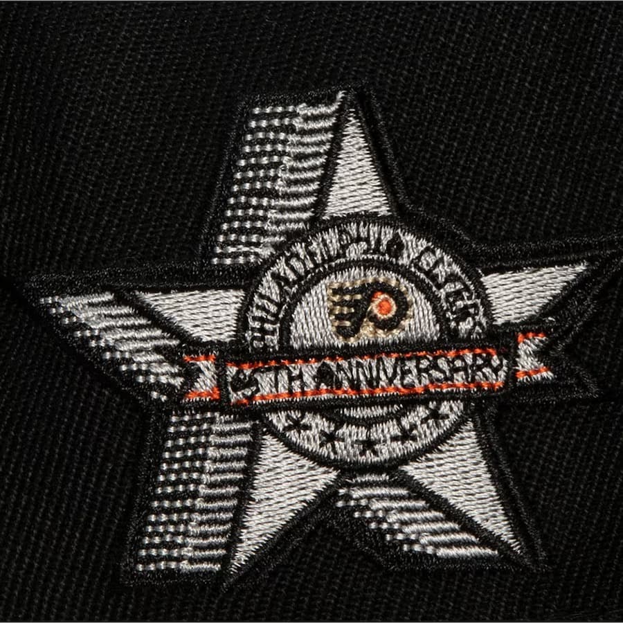 Бейсболка Mitchell & Ness Black Philadelphia Flyers With Love Snapback Hat
