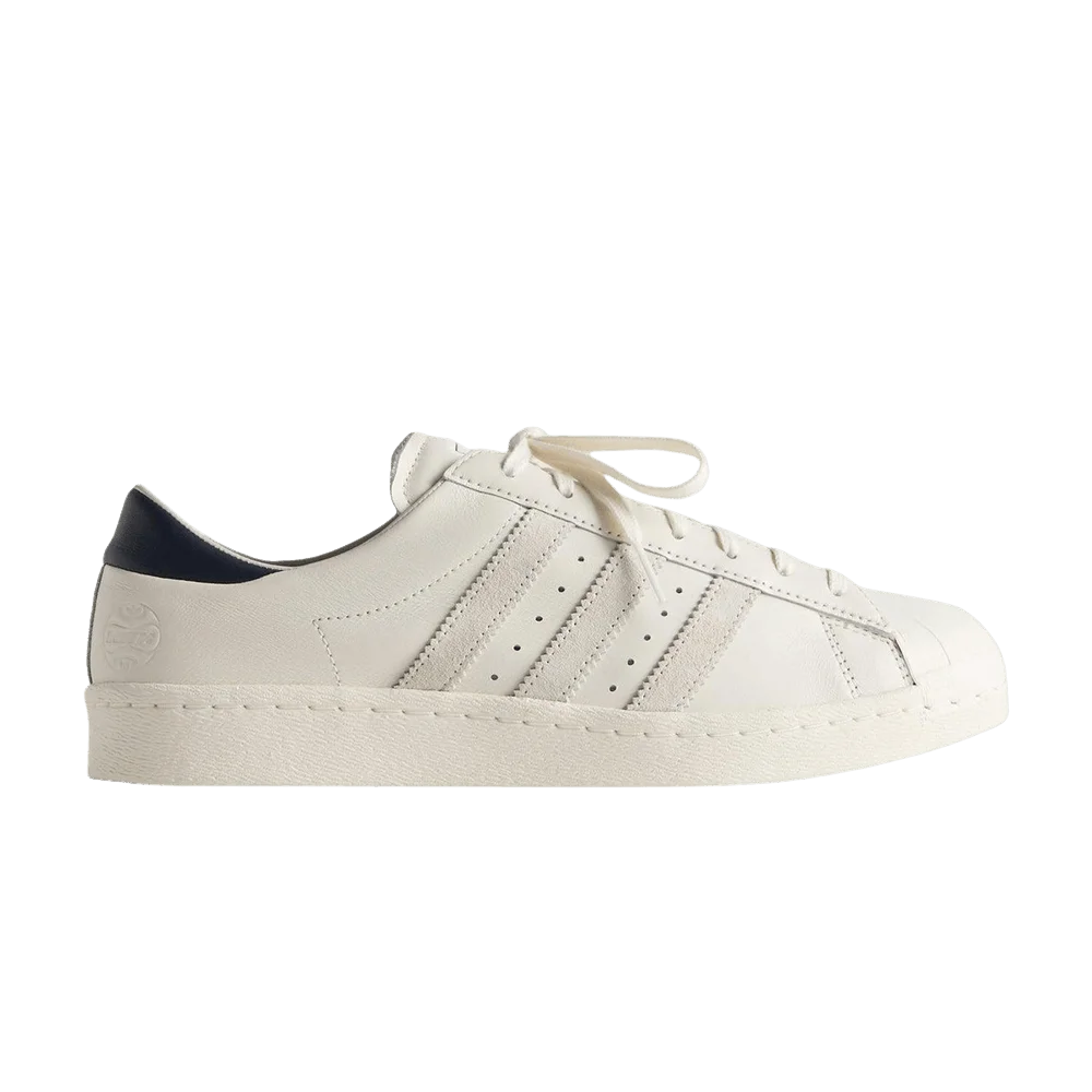 Krossovki-Kith-x-Messi-x-adidas-Football-Superstar-Off-White-Legend-Ink-With-Trading-Card