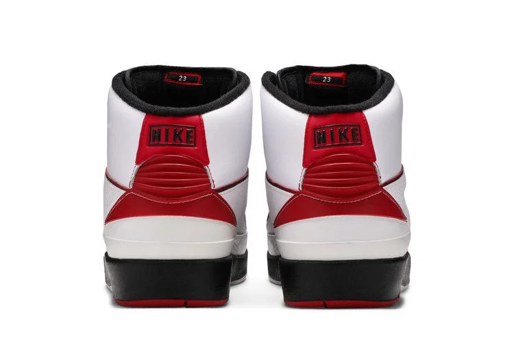 Кроссовки Air Jordan 2 Retro QF 'Varsity Red' 2010
