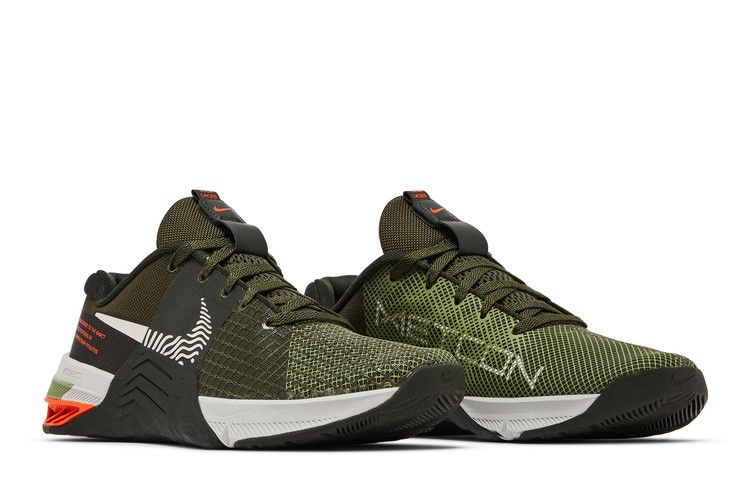 metcon-8-cargo-khaki-do9328-301_07