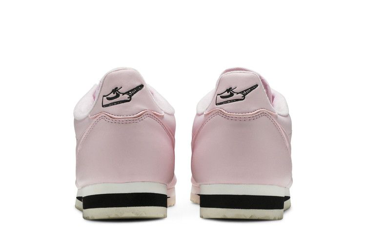 nathan-bell-x-classic-cortez-pink-foam-bv8165-600_05