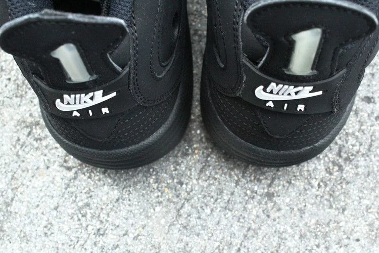 Krossovki-Nike-Flight-One-Black-White-4