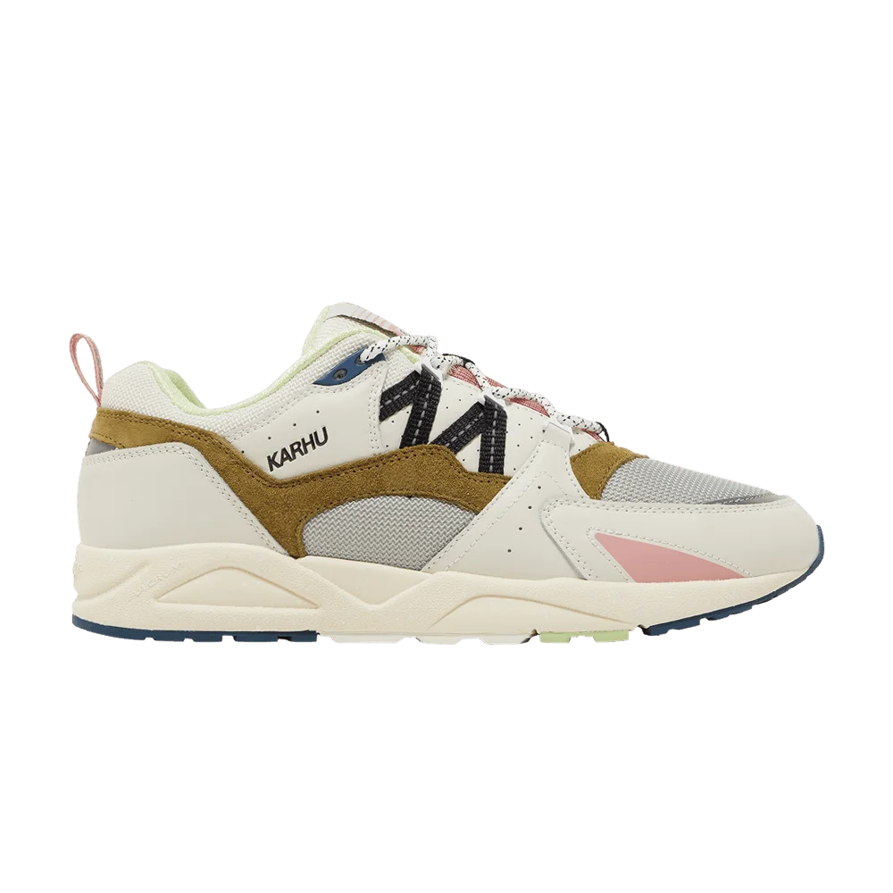 Krossovki-Karhu-Fusion-2.0-Lily-White-Green-Moss